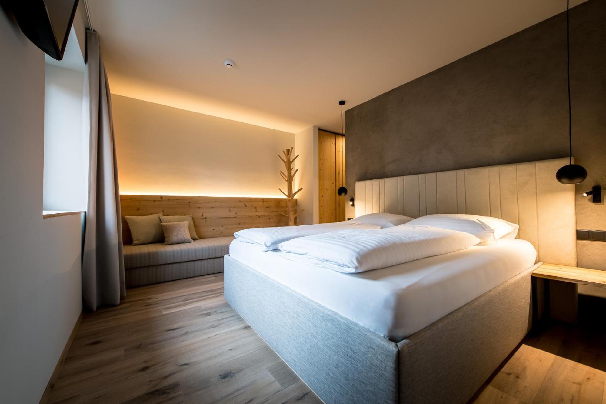 Hotel Sonnenheim К'єнес Екстер'єр фото